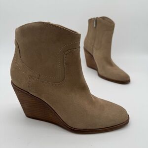 Lucky Brand Wadier Tan Suede Leather Wedge Boot Size 7.5 M